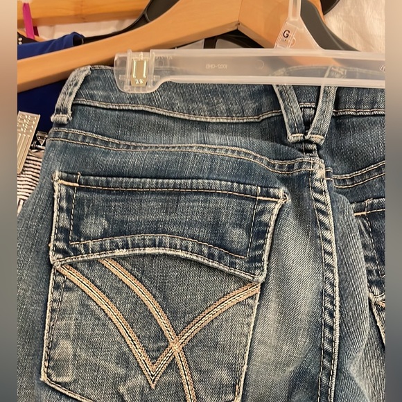 William Rast 27/32 flare jeans with flap pocket - Picture 4 of 7